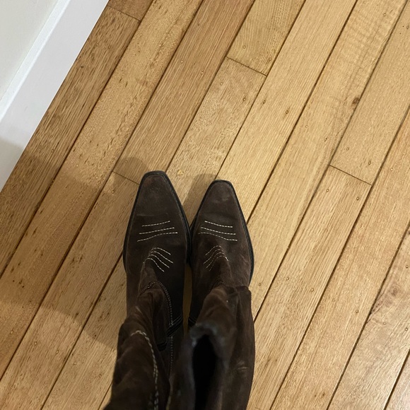 Via Spiga Suede cowboy boots. Size 7-1/2 - Picture 3 of 5